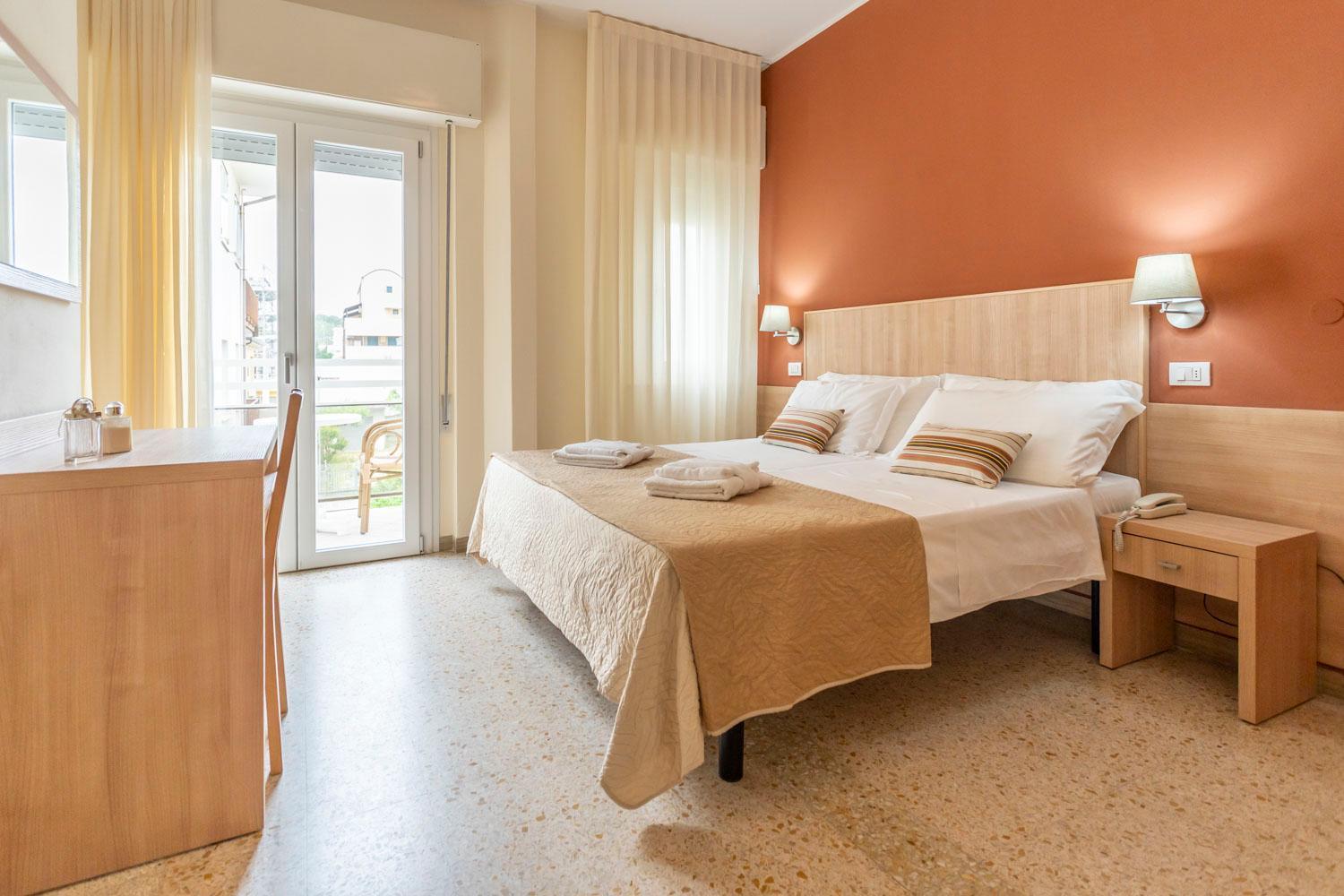 Hotel Cormoran Riccione Esterno foto